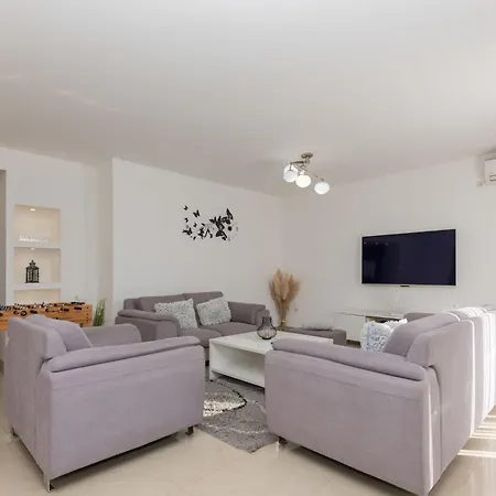 Holiday home Ana By Interhome Donji Prolozac