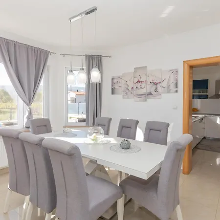 Holiday home Ana By Interhome